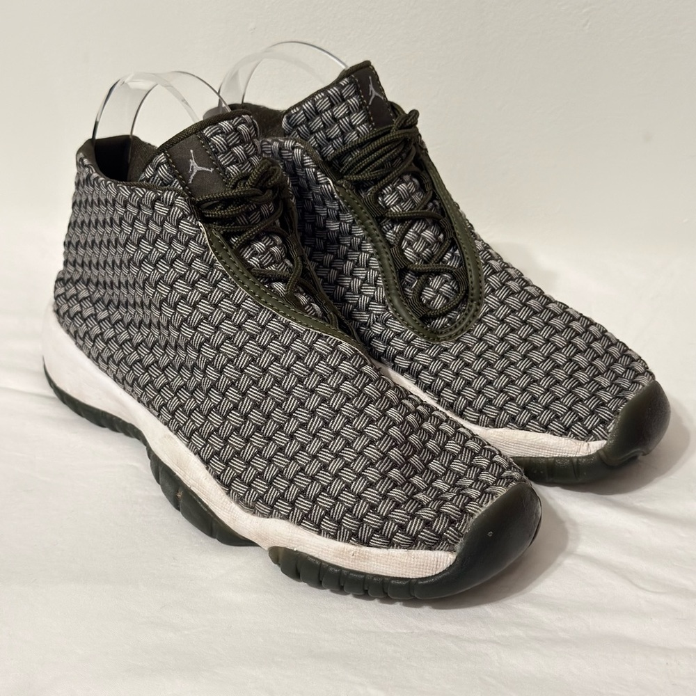 Air Jordan Future Green Woven Youth Size 6.5Y Kids Lifestyle Sneakers - Picture 2 of 10